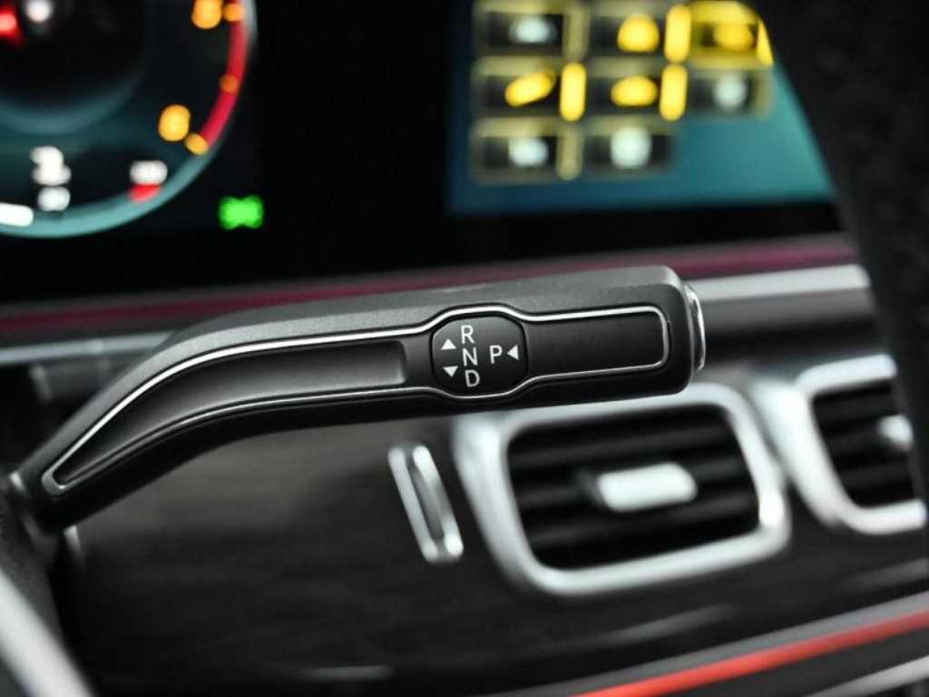 Mercedes Benz GLE Class - Vista 9