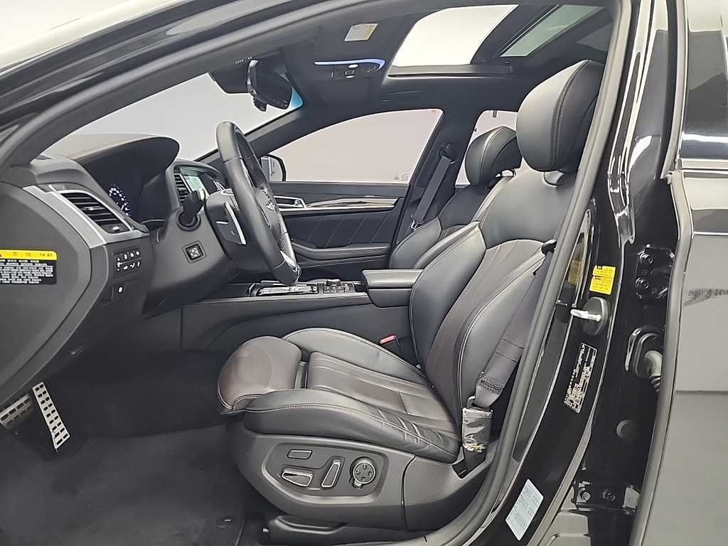 Genesis G80 - Vista 11