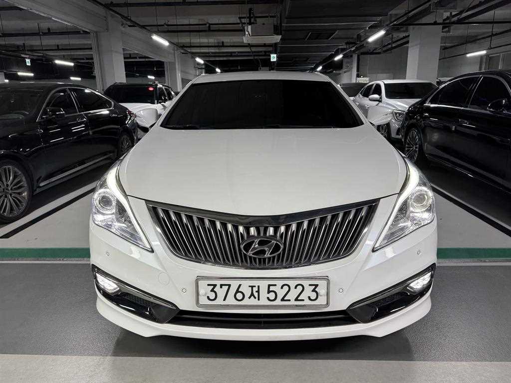 HYUNDAI Grandeur - Vista 5