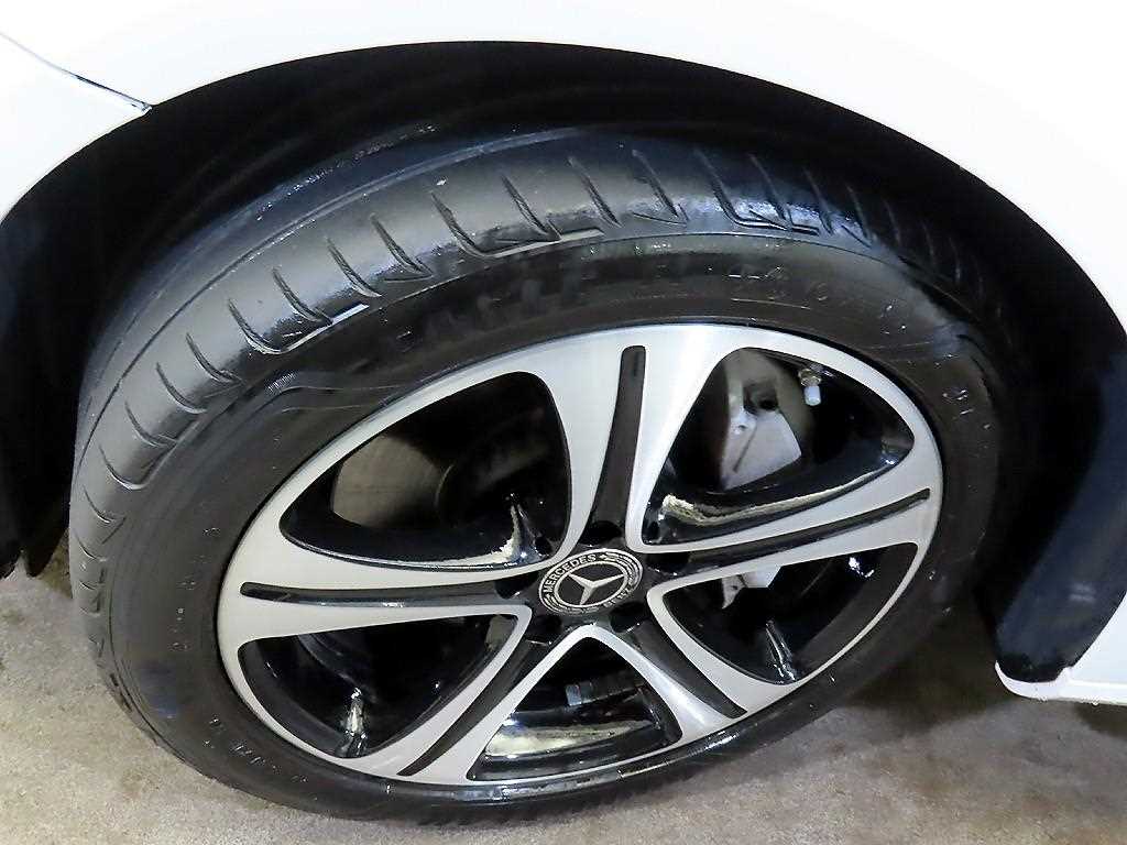 Mercedes Benz E class 2018 Blanco - Importación desde Corea - HF Imports Iquique - Foto 19