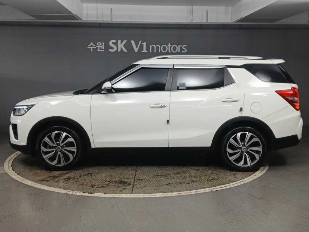 Ssangyong Tivoli - Vista 2
