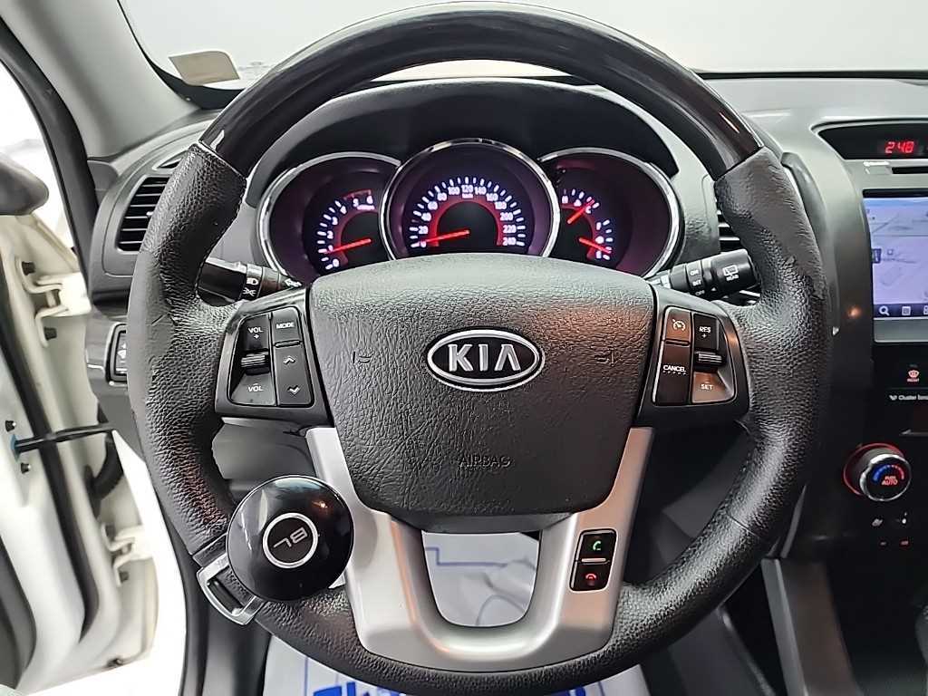 KIA Sorento - Vista 9
