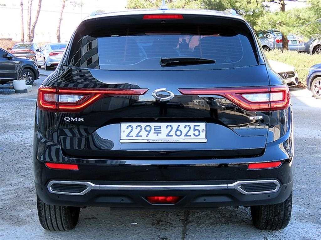 SAMSUNG QM6 - Vista 4