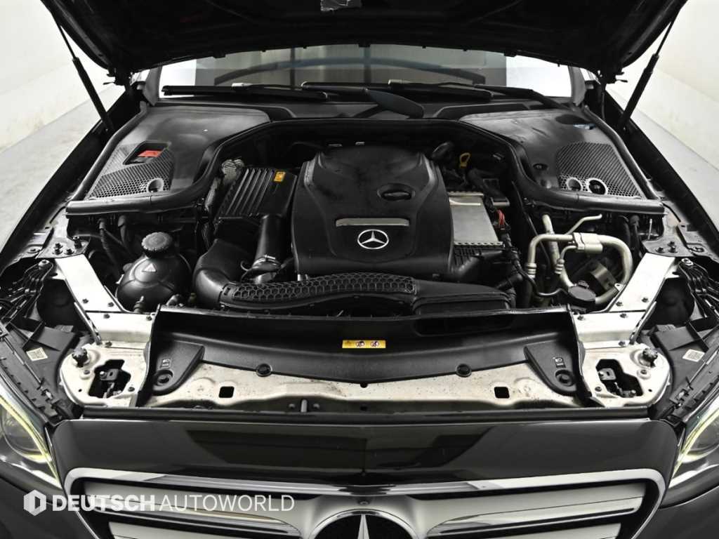 Mercedes Benz E class - Vista 6