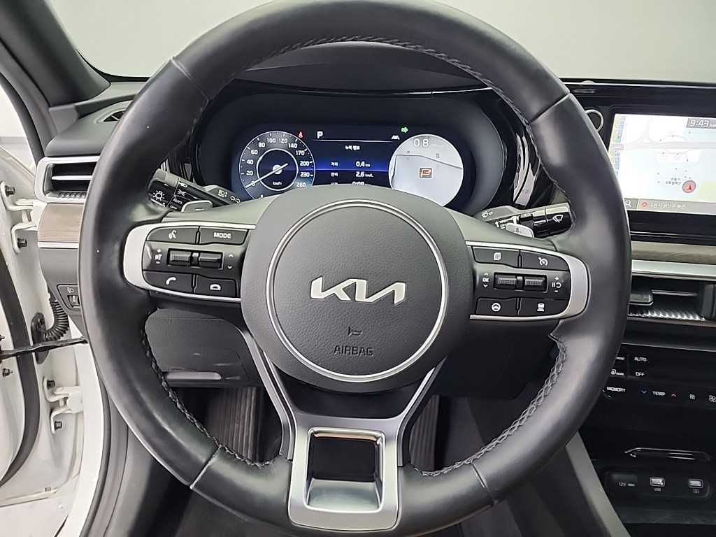 KIA K5 - Vista 9