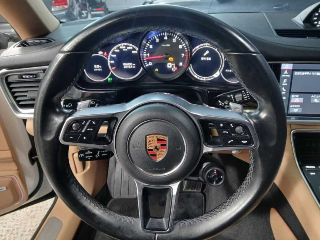 Porsche Panamera - Vista 8