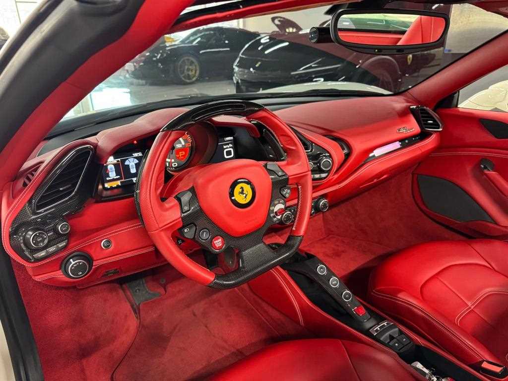 Ferrari 488 - Vista 7