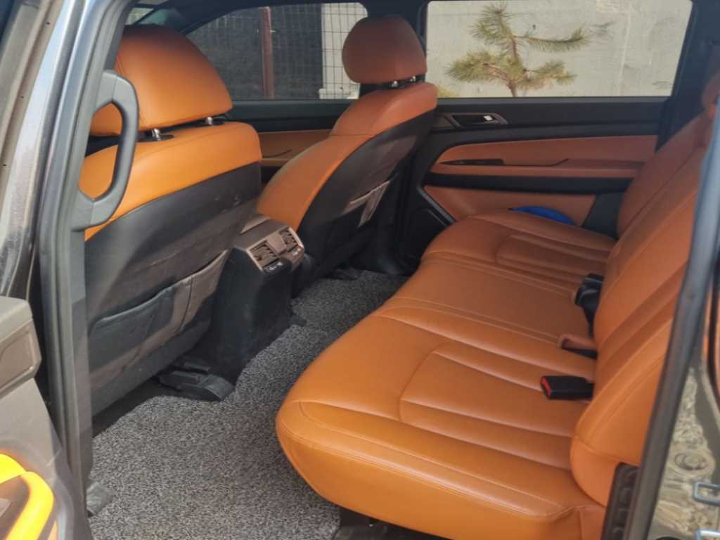 Ssangyong Rexton - Vista 8