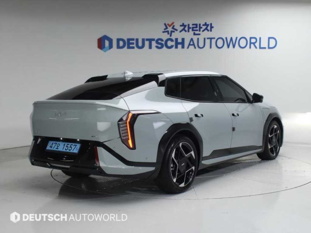 KIA EV4 - Vista 2