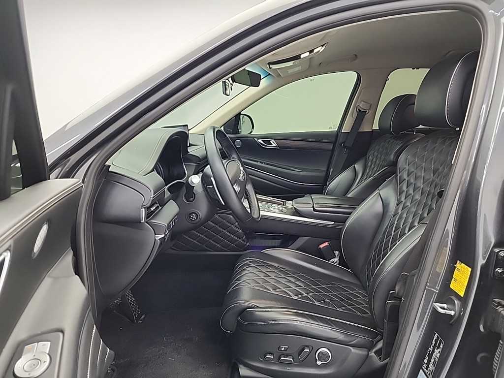 Genesis GV80 - Vista 11