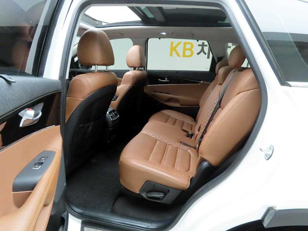 KIA Sorento 2018 Blanco - Importación desde Corea - HF Imports Iquique - Foto 13