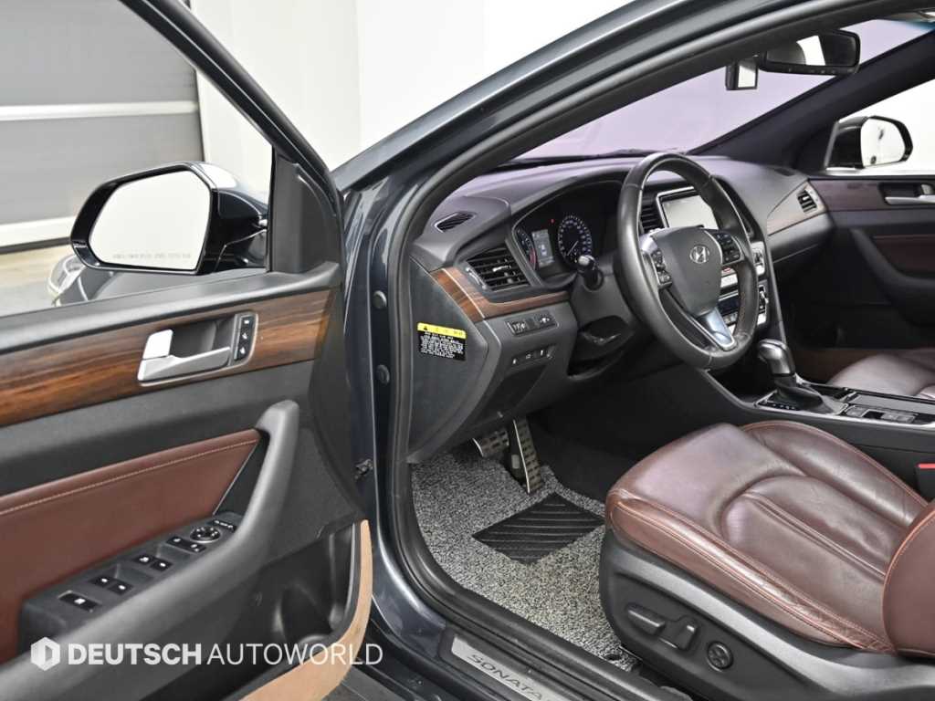 HYUNDAI Sonata - Vista 11