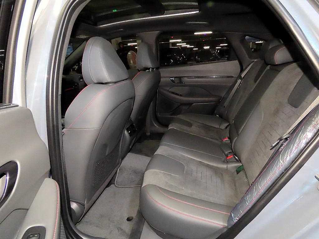 HYUNDAI Sonata - Vista 7