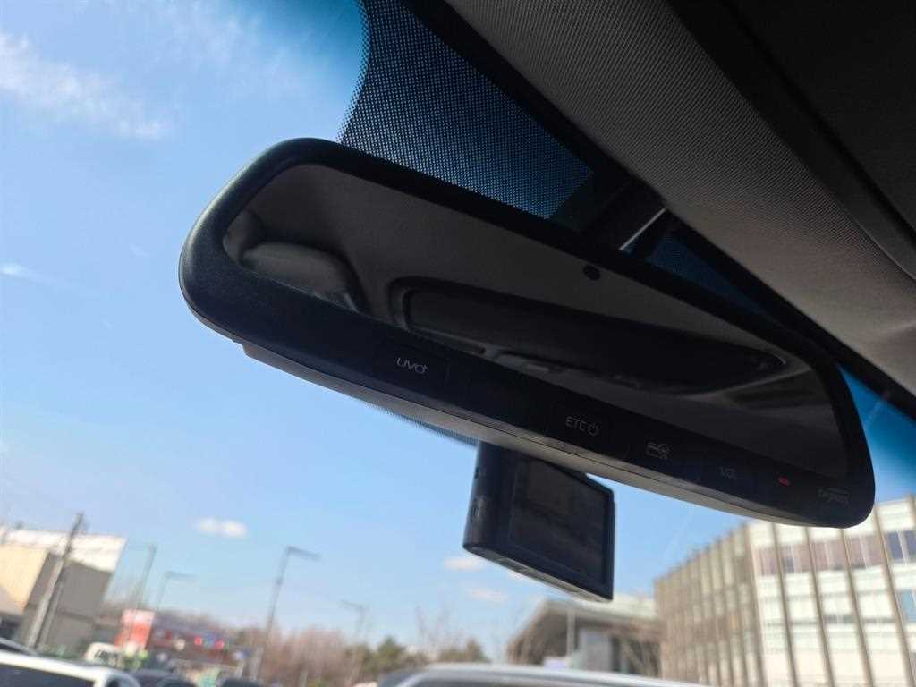 KIA Sorento - Vista 10