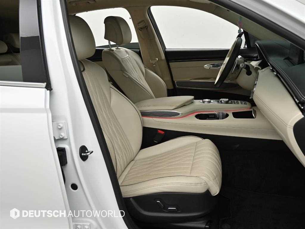 Genesis GV70 - Vista 11