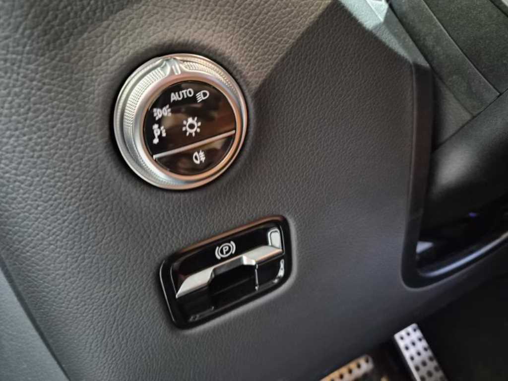 Mercedes Benz GLC Class 2024 Blanco - Importación desde Corea - HF Imports Iquique - Foto 13