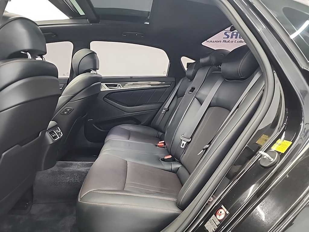 Genesis G80 - Vista 12