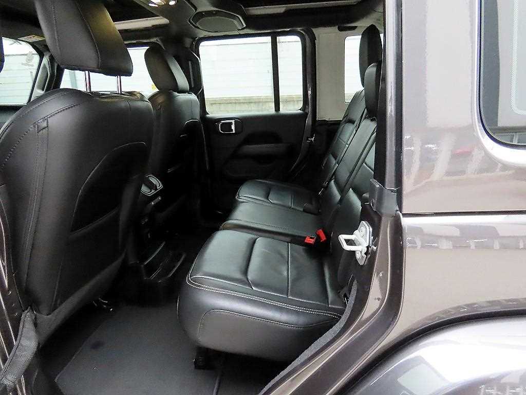 Jeep Wrangler - Vista 6