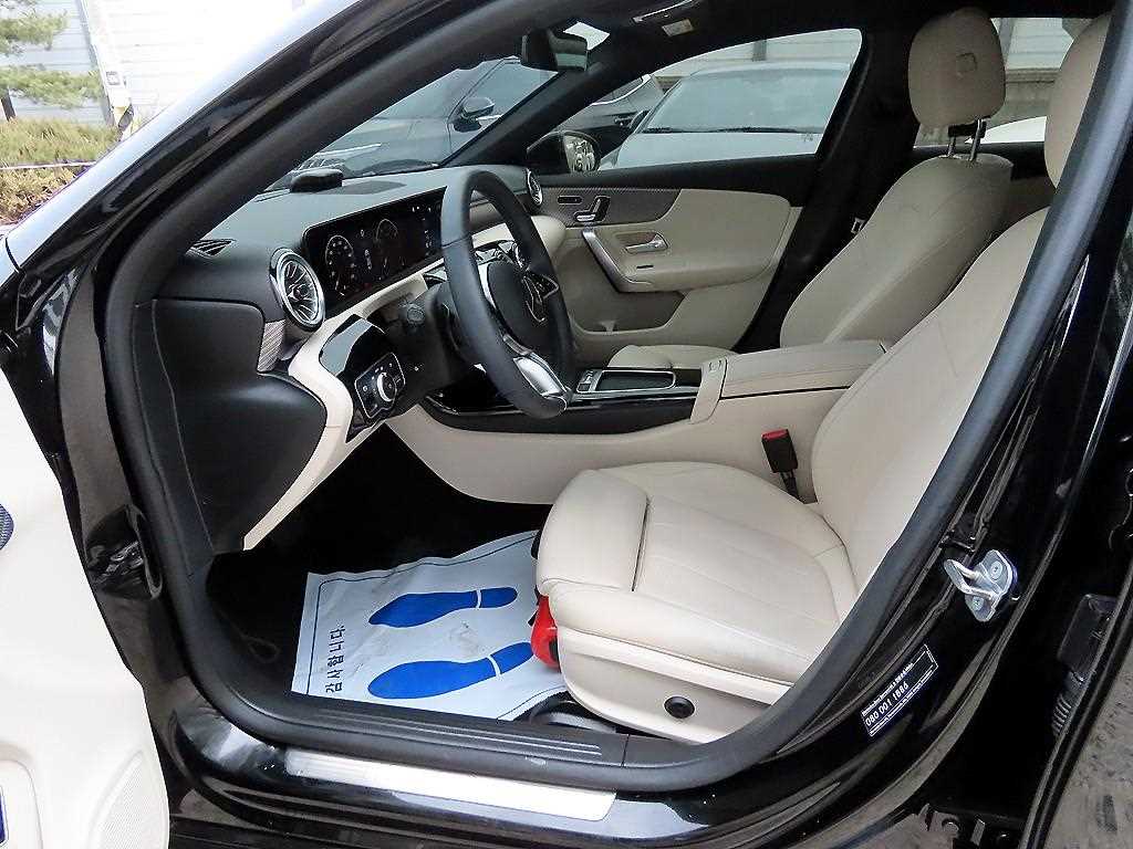 Mercedes Benz A Class - Vista 5