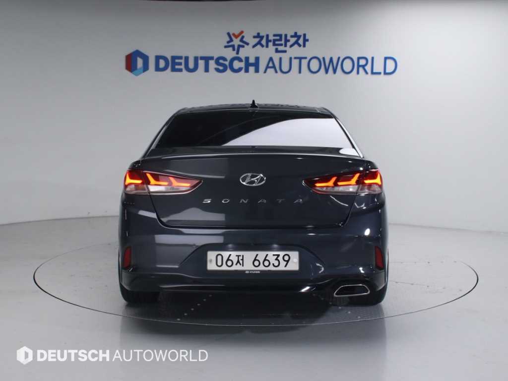 HYUNDAI Sonata - Vista 4