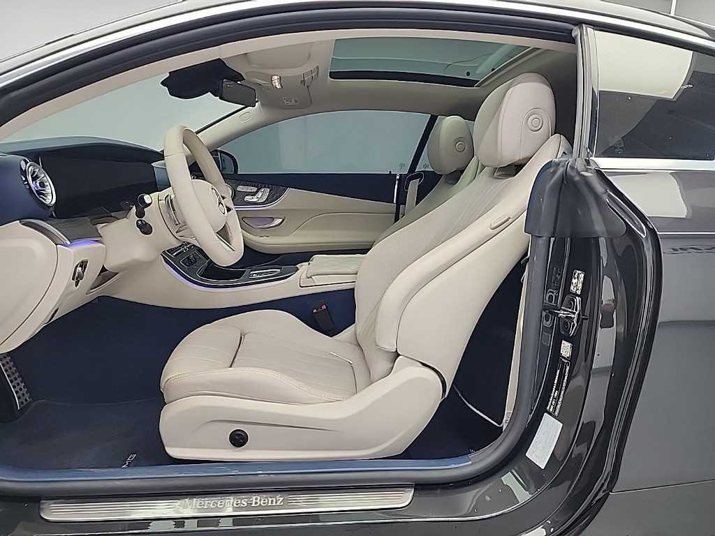 Mercedes Benz E class - Vista 11