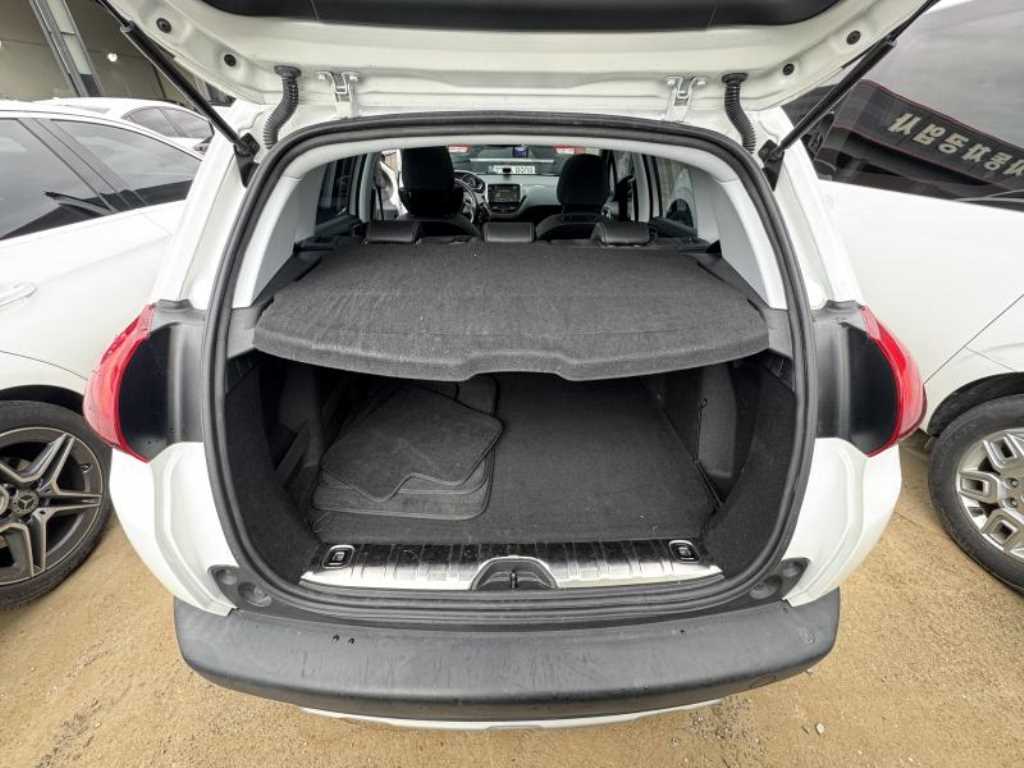 Peugeot 2008 - Vista 7