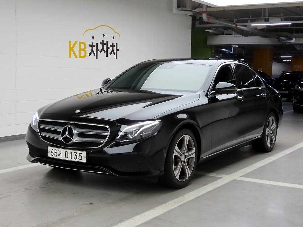 Mercedes Benz E class - Vista 2
