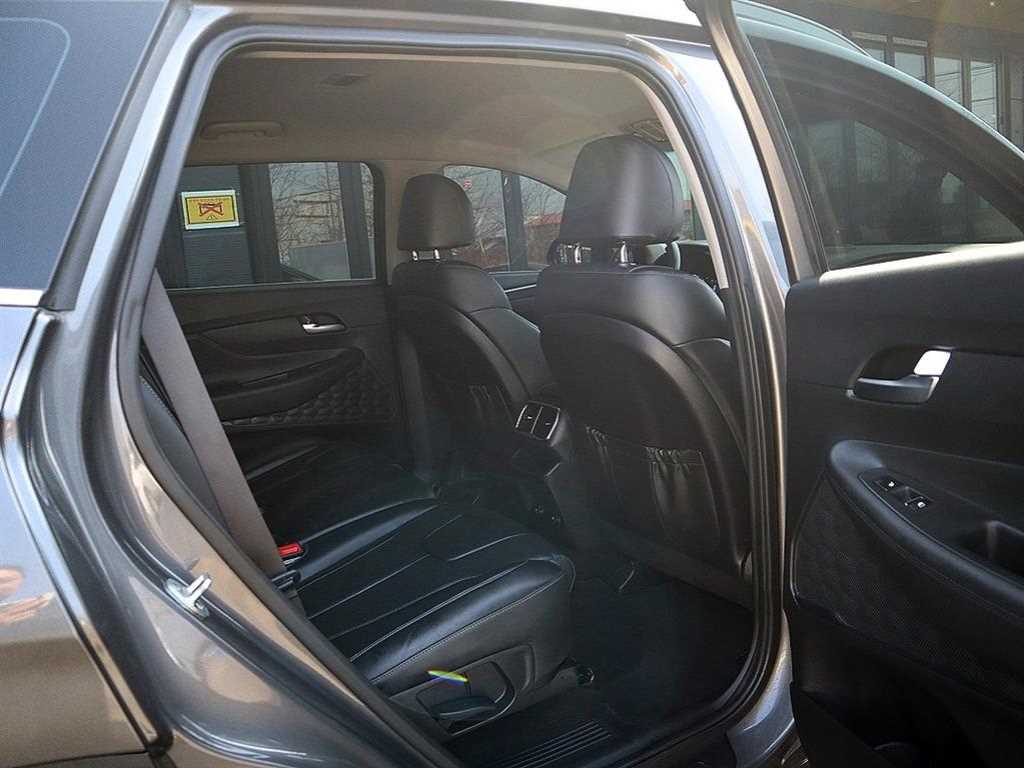 HYUNDAI Santa Fe 2020 Gris - Importación desde Corea - HF Imports Iquique - Foto 14