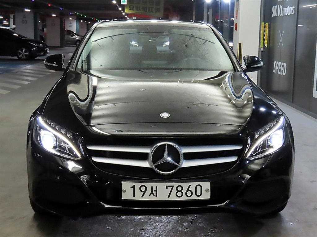 Mercedes Benz C Class - Vista 2