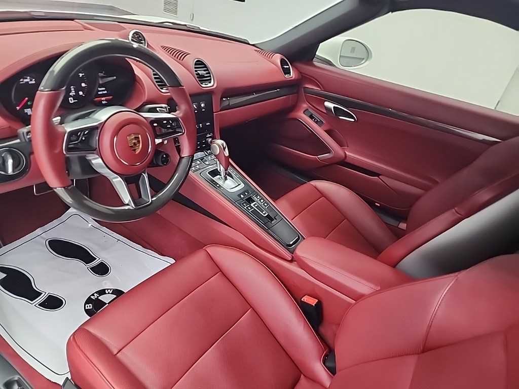 Porsche 718 - Vista 7