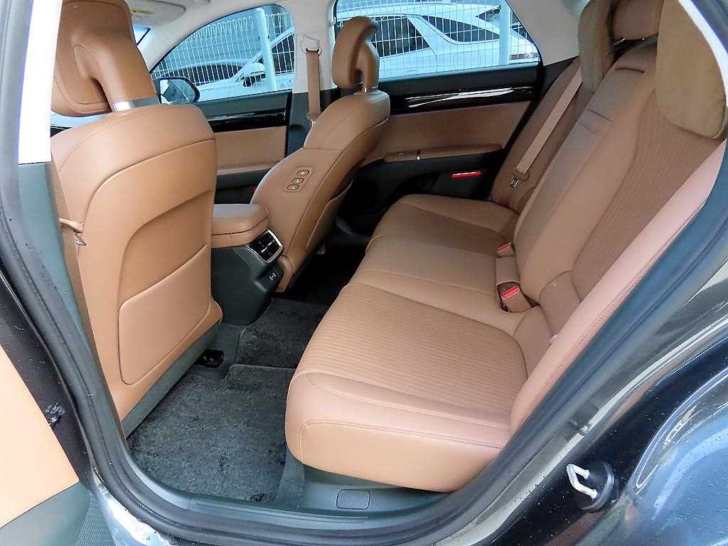 HYUNDAI Grandeur - Vista 6