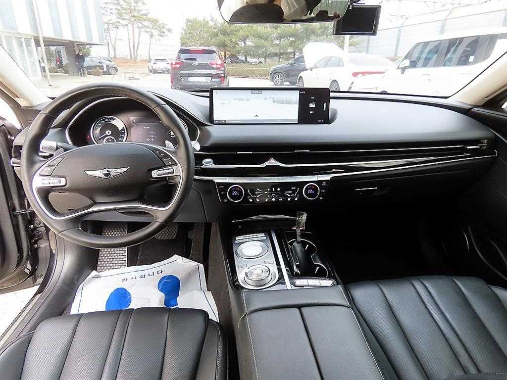 Genesis G80 - Vista 7