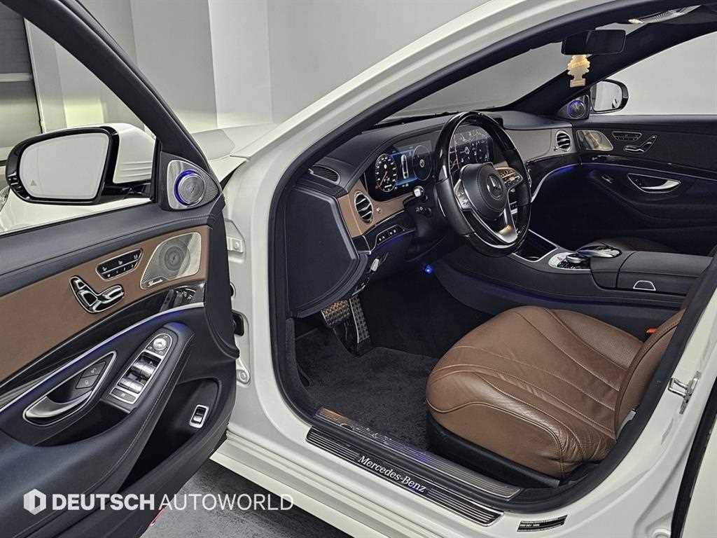 Mercedes Benz S Class - Vista 11