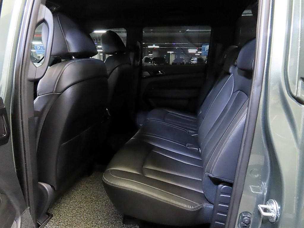 Ssangyong Rexton - Vista 7