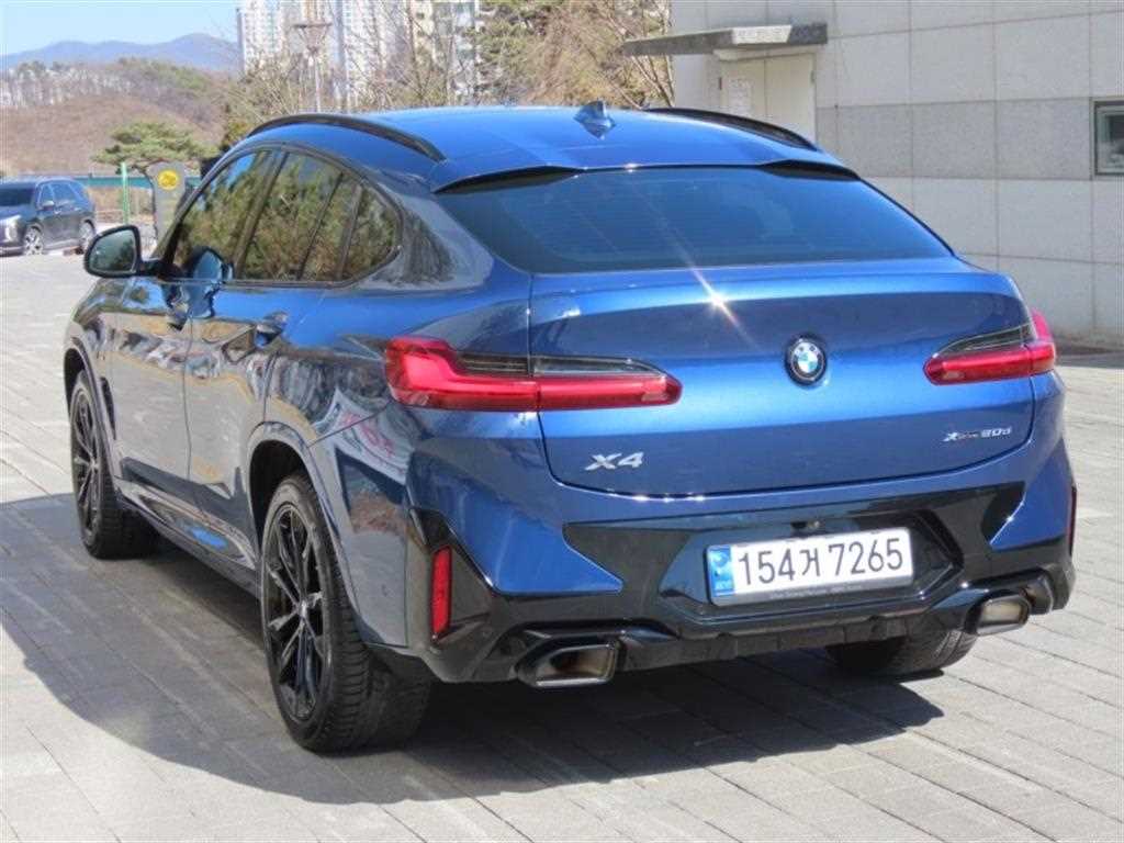 BMW X4 - Vista 4