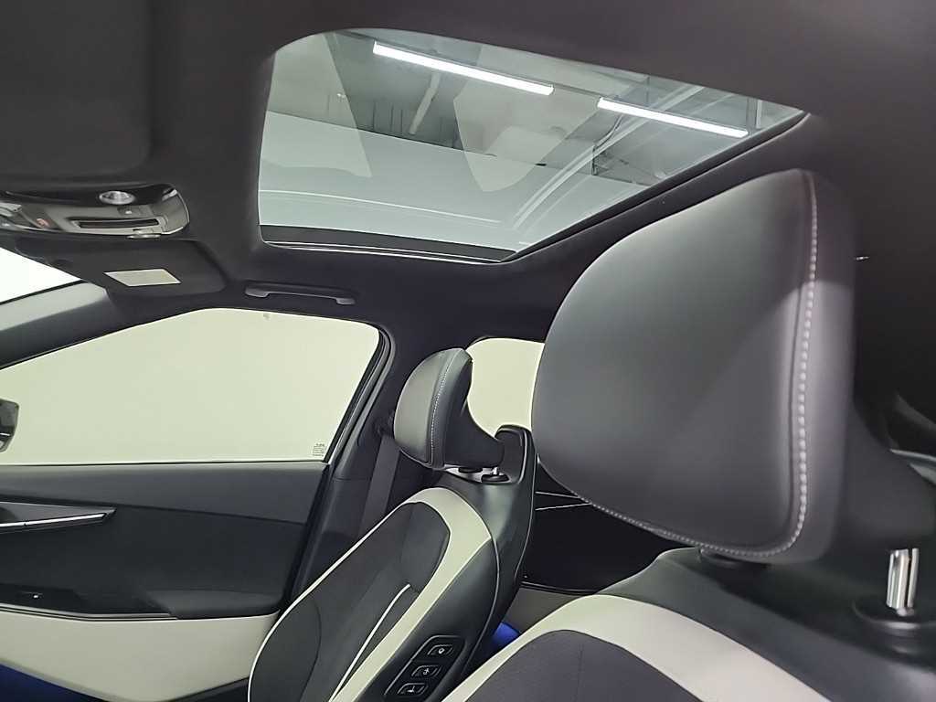KIA EV6 2025 Blanco - Importación desde Corea - HF Imports Iquique - Foto 15