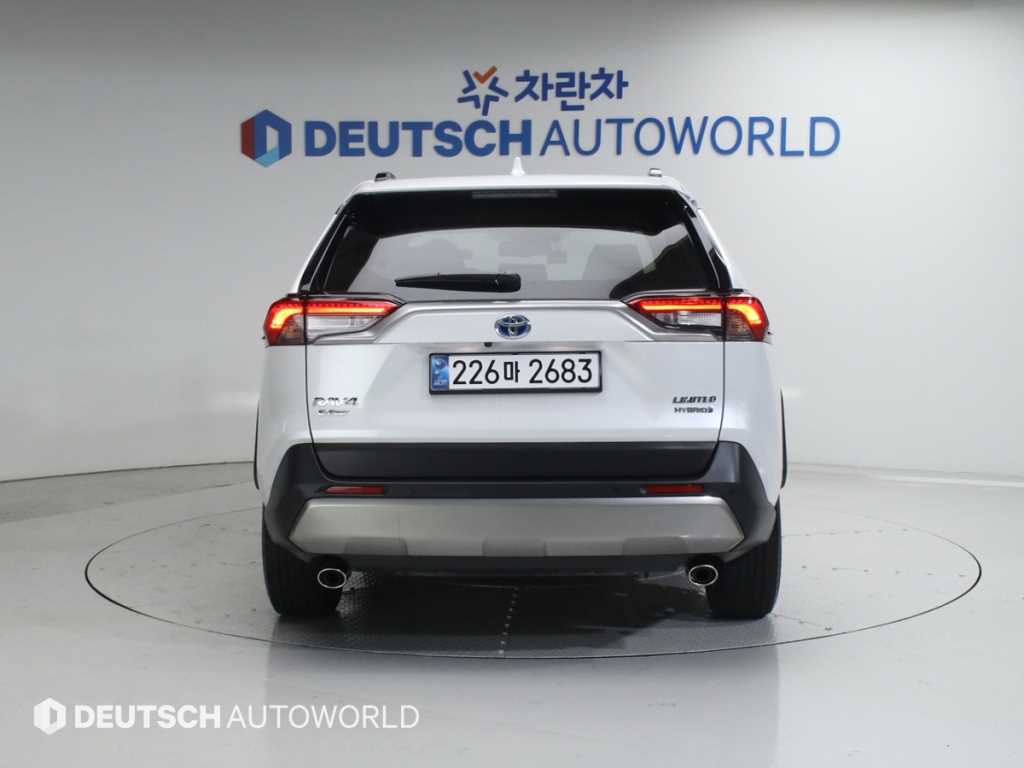 Toyota RAV4 - Vista 4