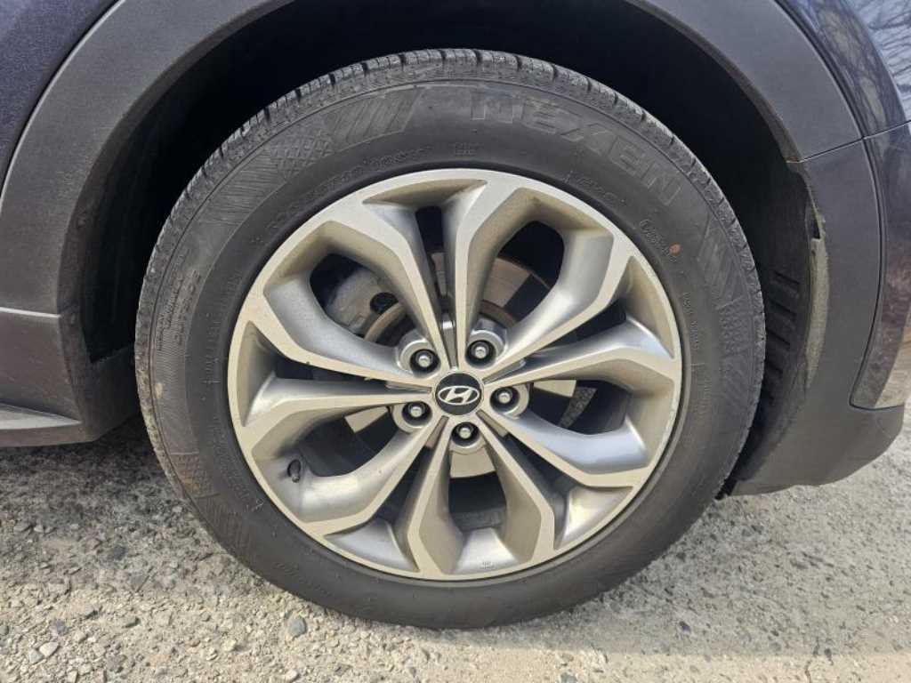 HYUNDAI Santa Fe - Vista 5
