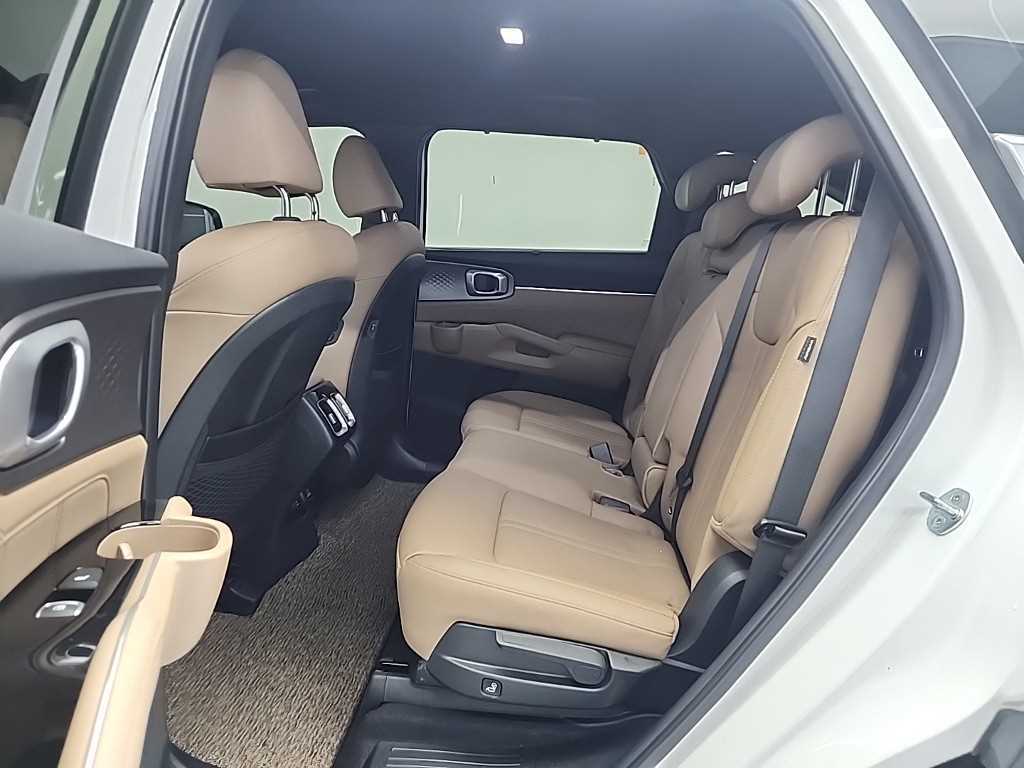 KIA Sorento - Vista 12