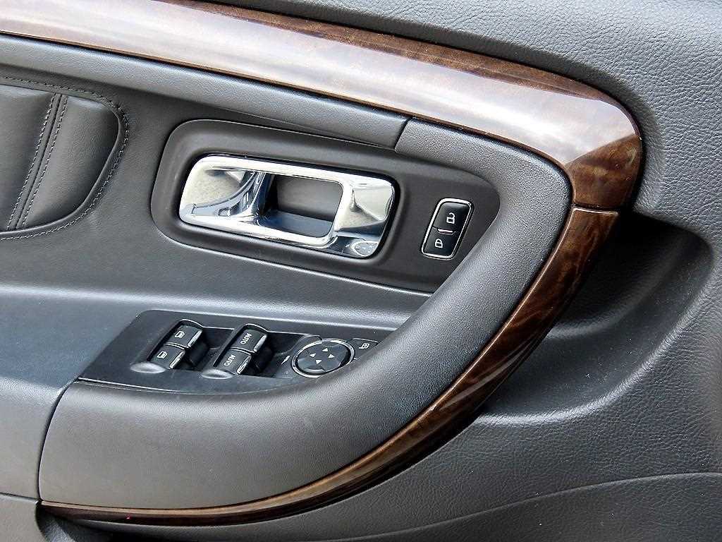 Ford Torus - Vista 11