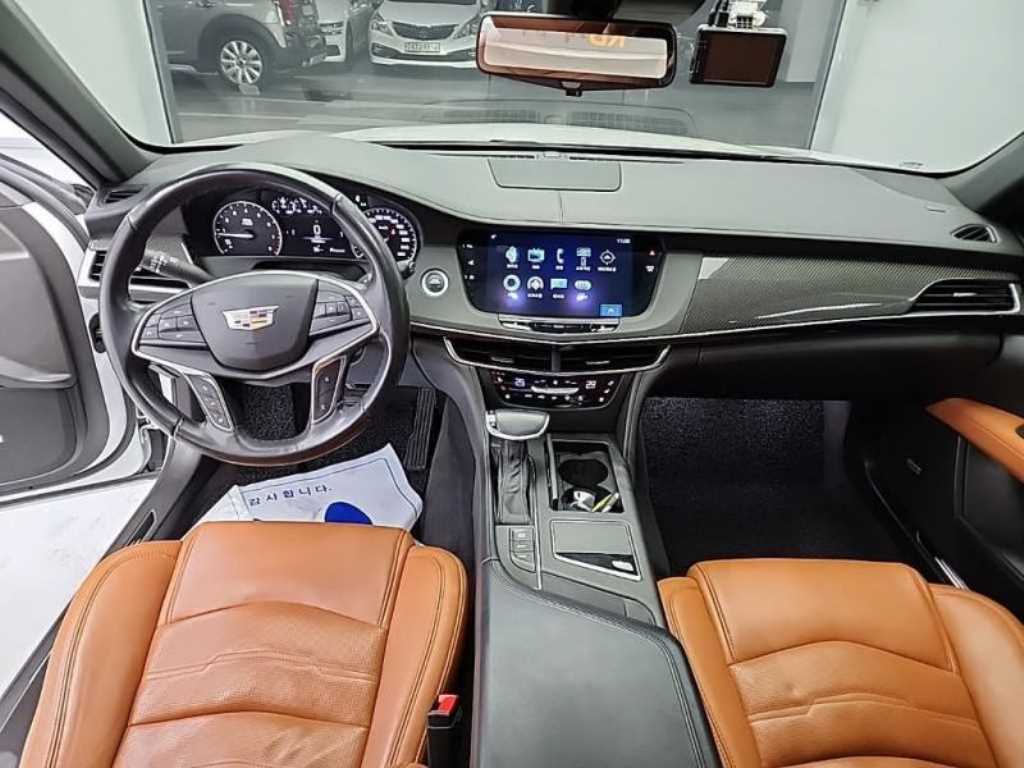 Cadillac CT6 - Vista 7