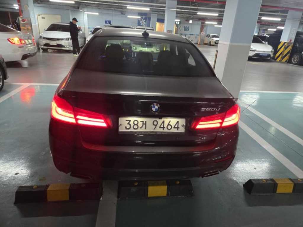 BMW 5 Series - Vista 2