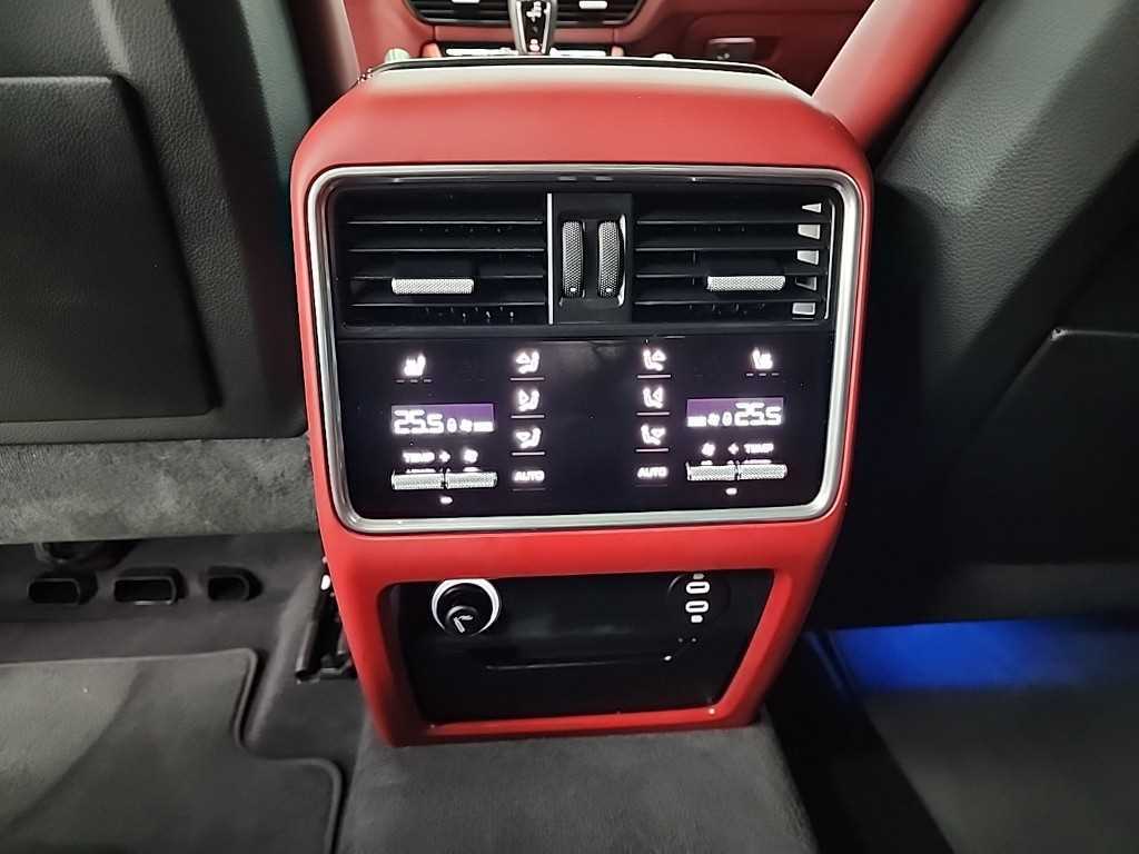 Porsche Cayenne 2023 Negro - Importación desde Corea - HF Imports Iquique - Foto 13