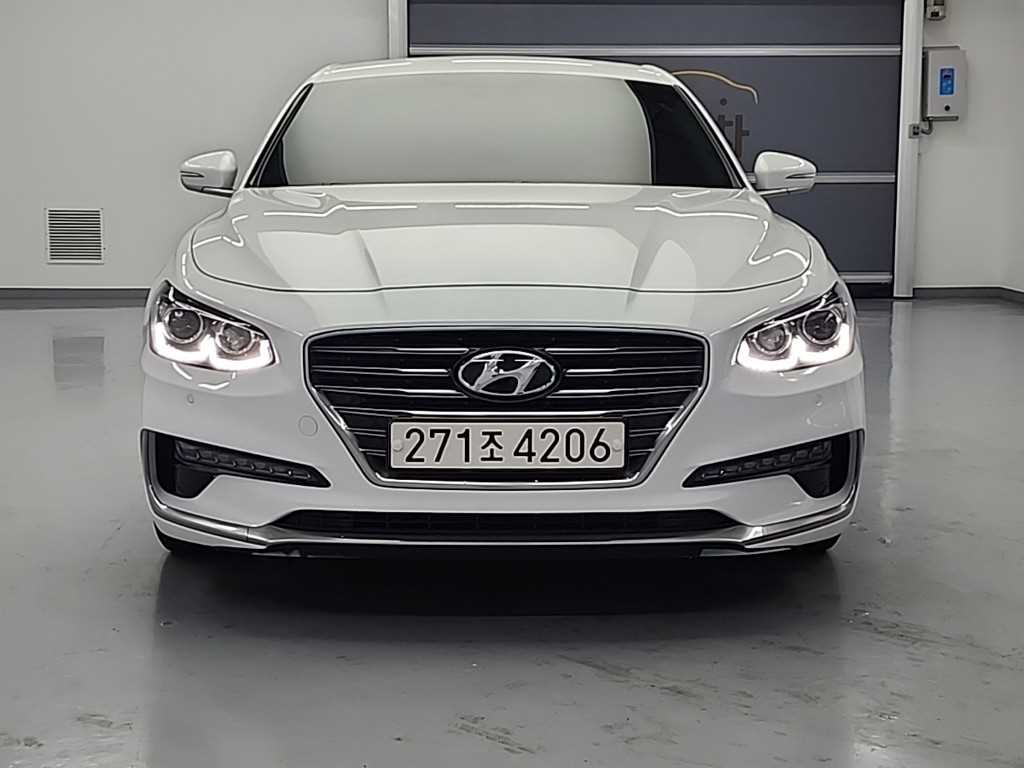 HYUNDAI Grandeur - Vista 2