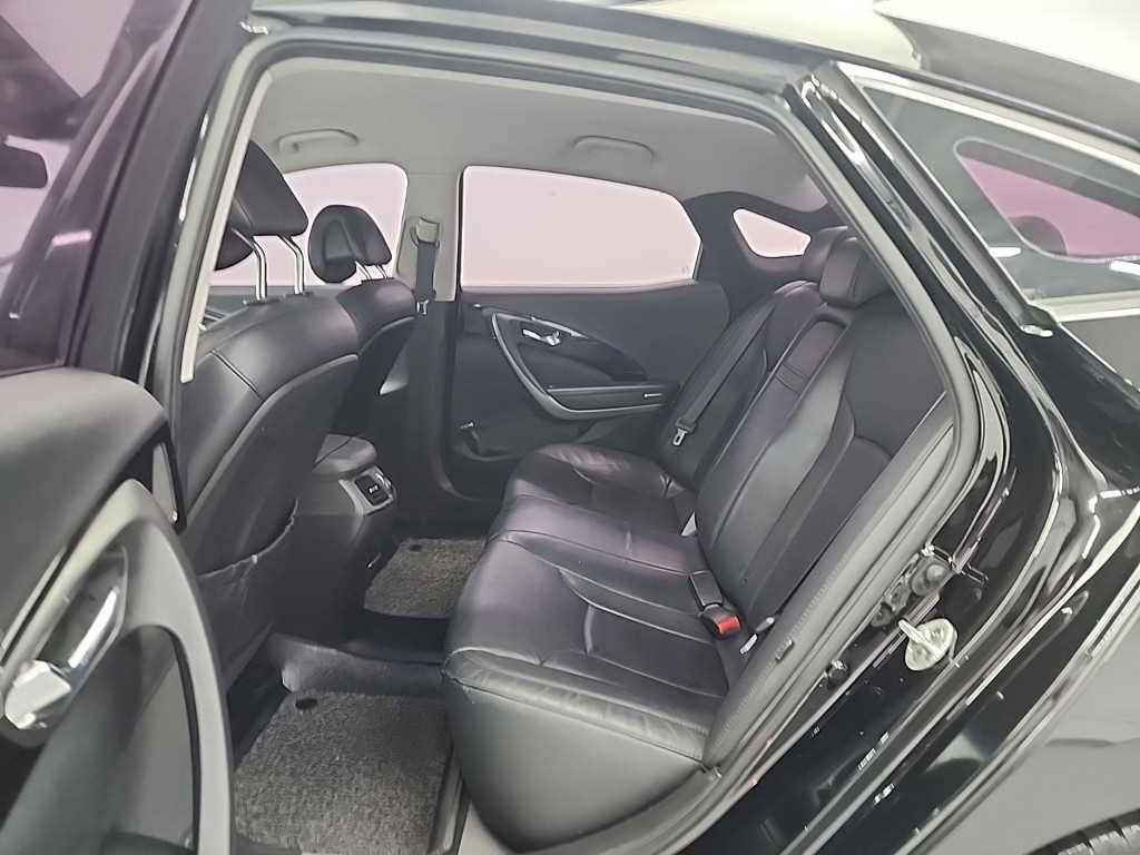 HYUNDAI Grandeur - Vista 12