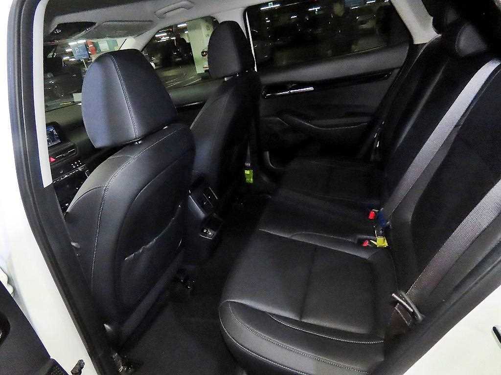 KIA Seltos - Vista 7