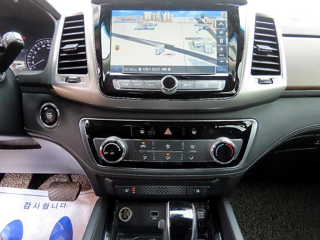 Ssangyong Rexton 2018 Negro - Importación desde Corea - HF Imports Iquique - Foto 13