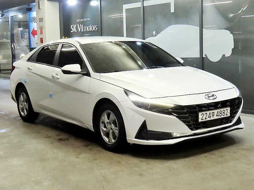 HYUNDAI Avante 2023 Blanco - Importación desde Corea - HF Imports Iquique - Foto 1