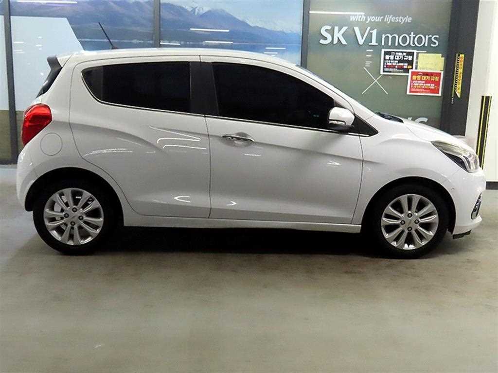 Chevrolet Spark - Vista 3