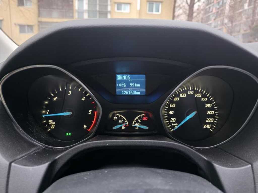 Ford Focus - Vista 4